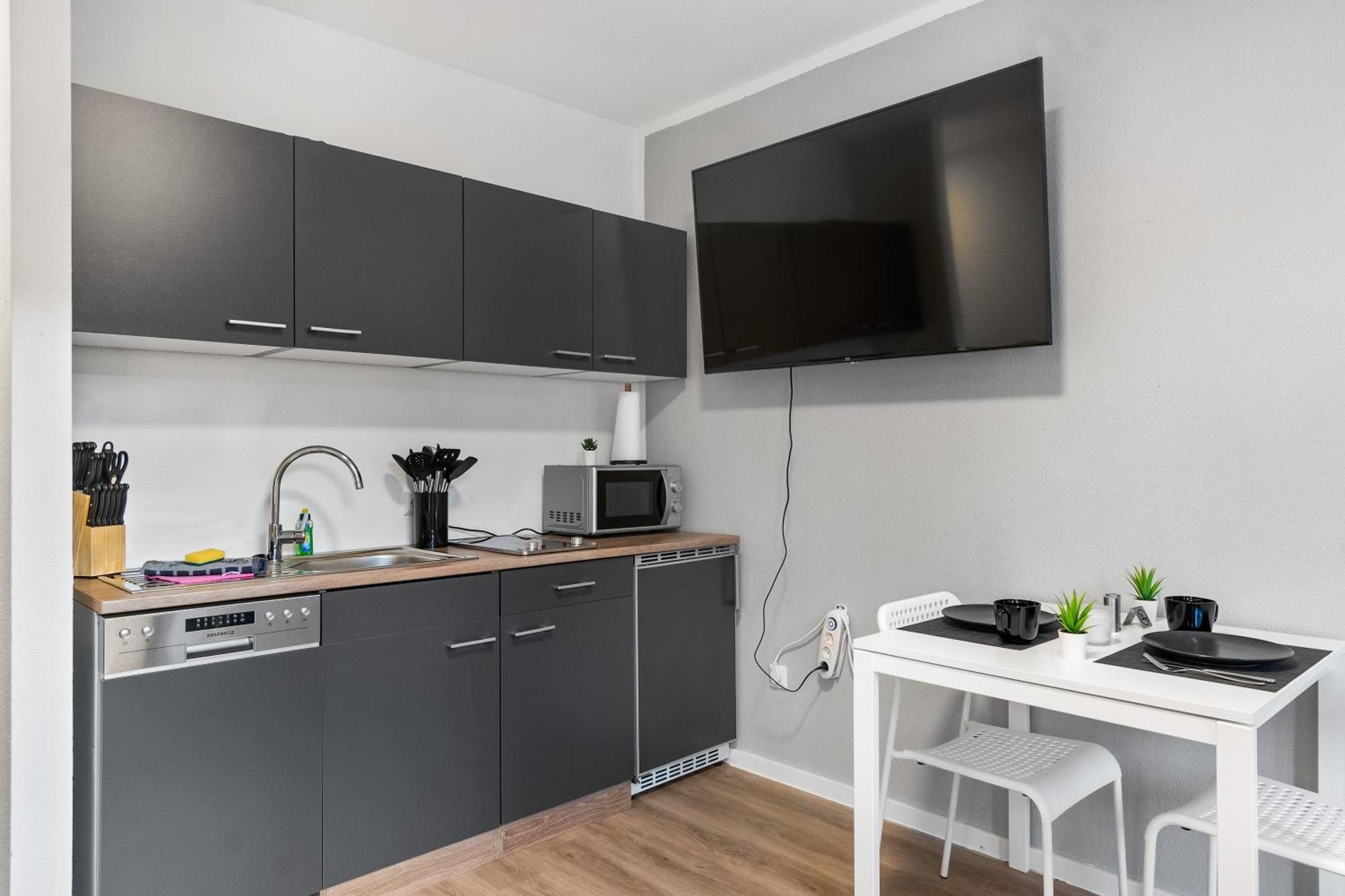 Messe, Monteure, Budget - Einfache Komfortable 2 Personen Wohnung 뒤스부르크 외부 사진