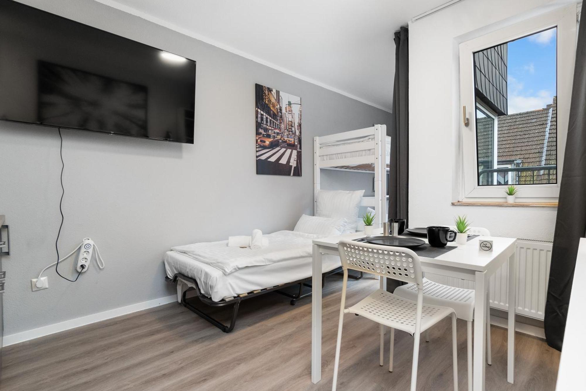 Messe, Monteure, Budget - Einfache Komfortable 2 Personen Wohnung 뒤스부르크 외부 사진