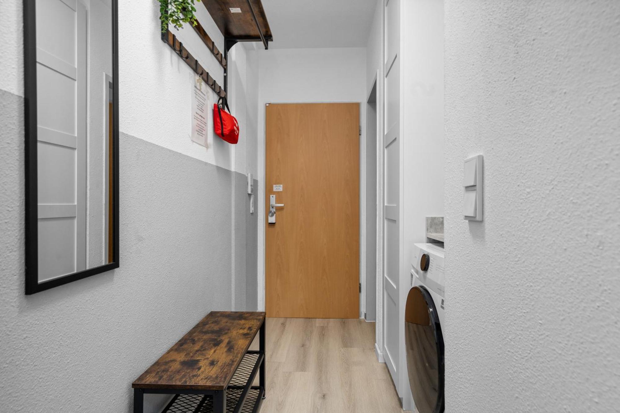 Messe, Monteure, Budget - Einfache Komfortable 2 Personen Wohnung 뒤스부르크 외부 사진